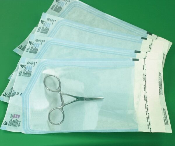 SACO AUTOADESIVO P/ESTERILIZAÇÃO 40X30cm, cx 200 uni
